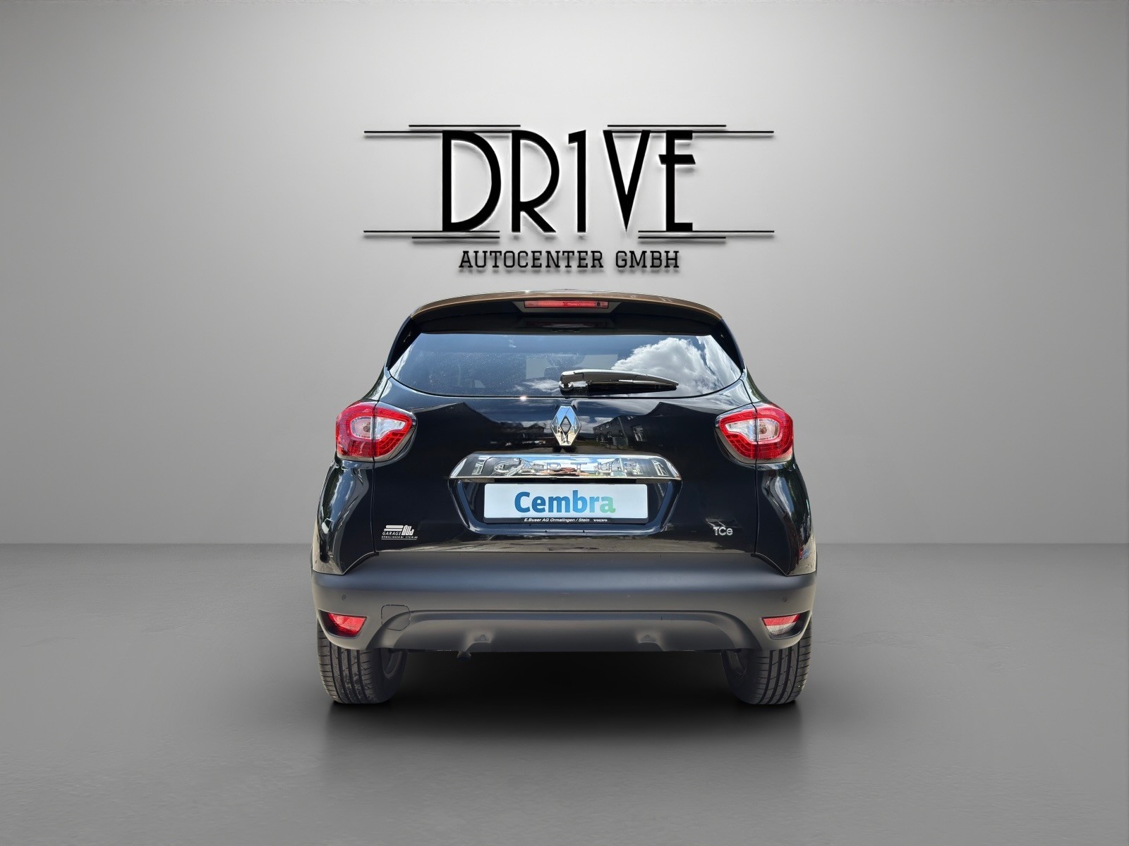 RENAULT Captur 1.2 T 16V Iconic EDC-image-5