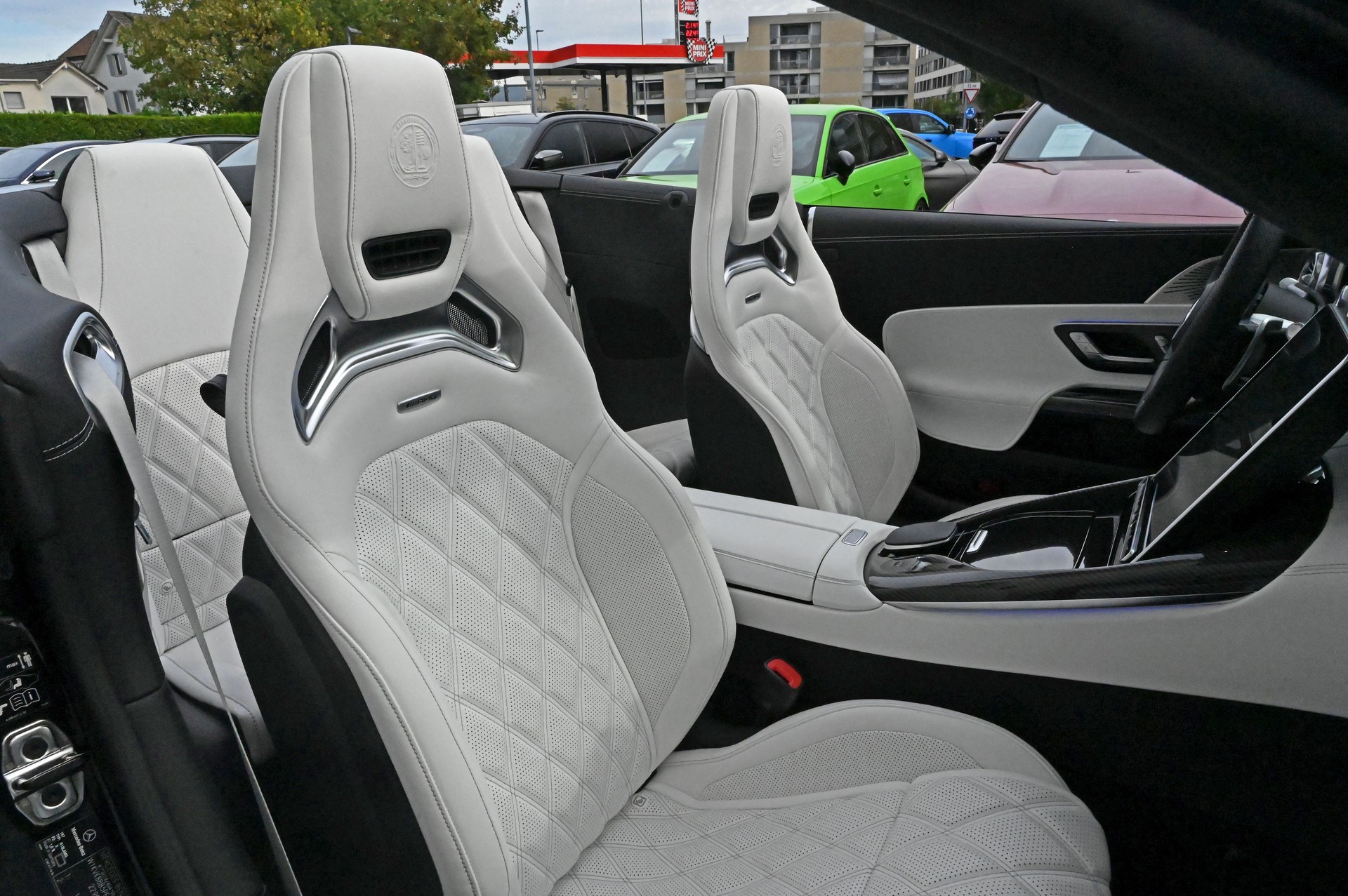MERCEDES-BENZ AMG SL 63 4matic+ Executive Edition-image-25