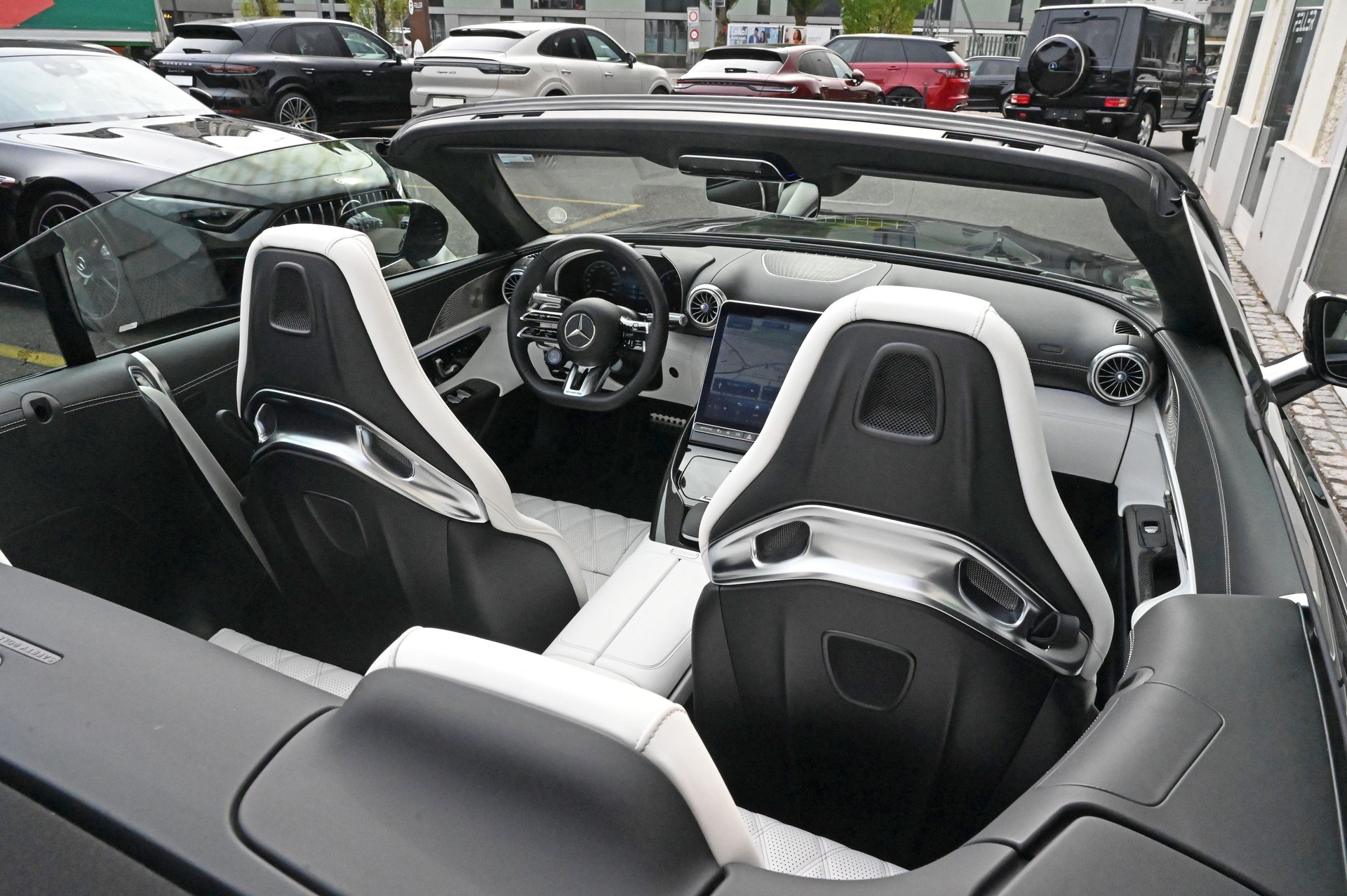 MERCEDES-BENZ AMG SL 63 4matic+ Executive Edition-image-9