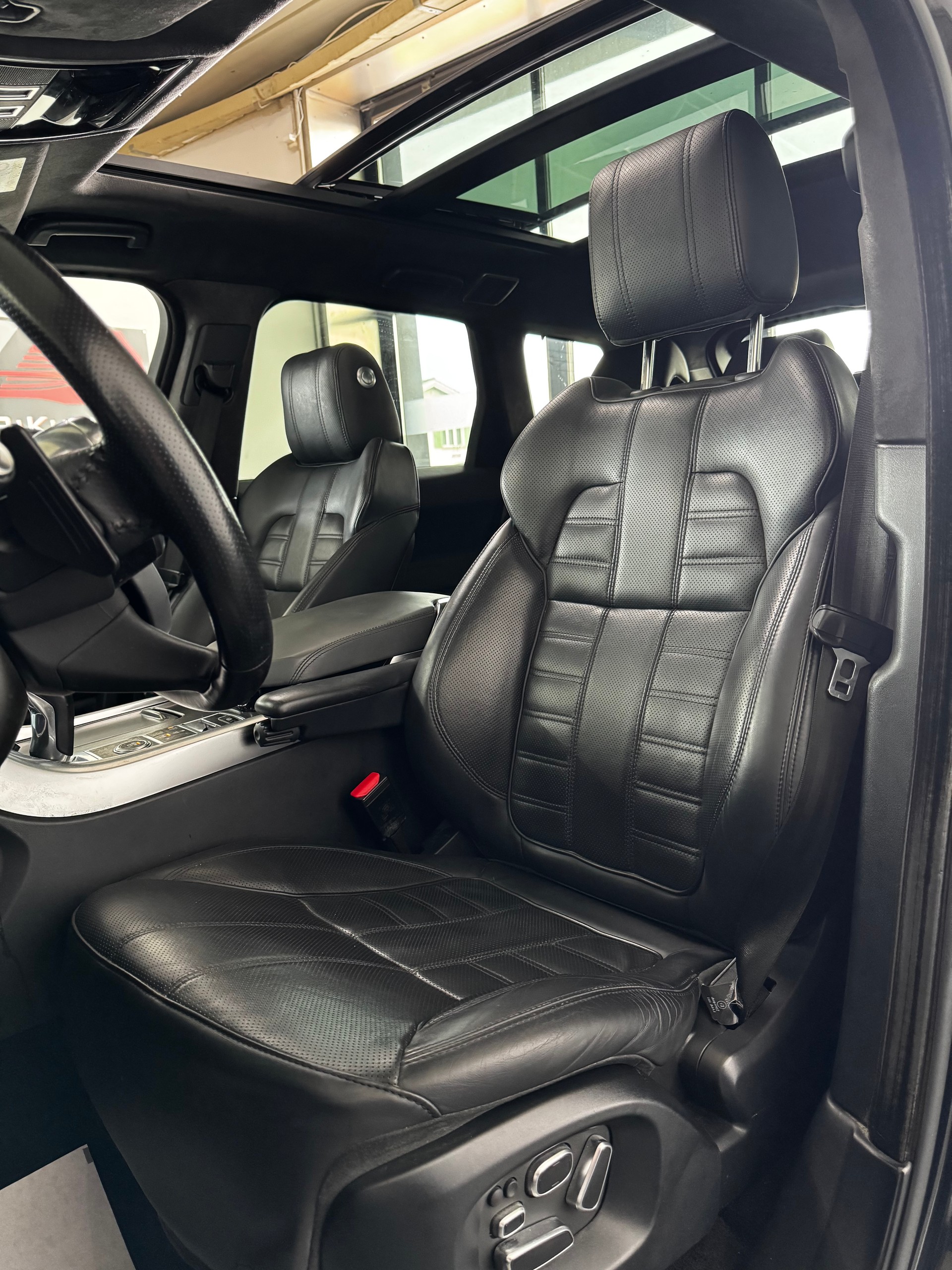 LAND ROVER Range Rover Sport 5.0 V8 SC Autobiography DynamicA-image-13