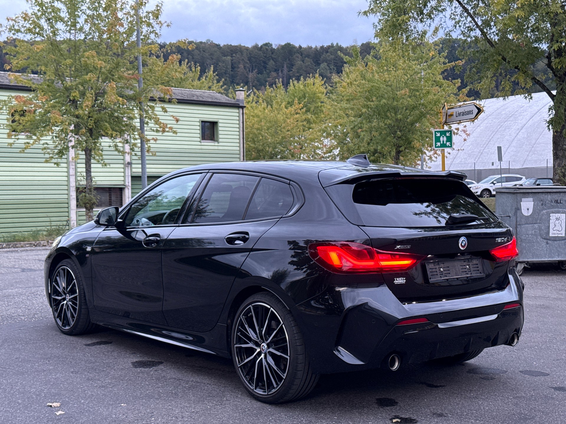 BMW 120d xDrive Steptronic M Sport-image-8