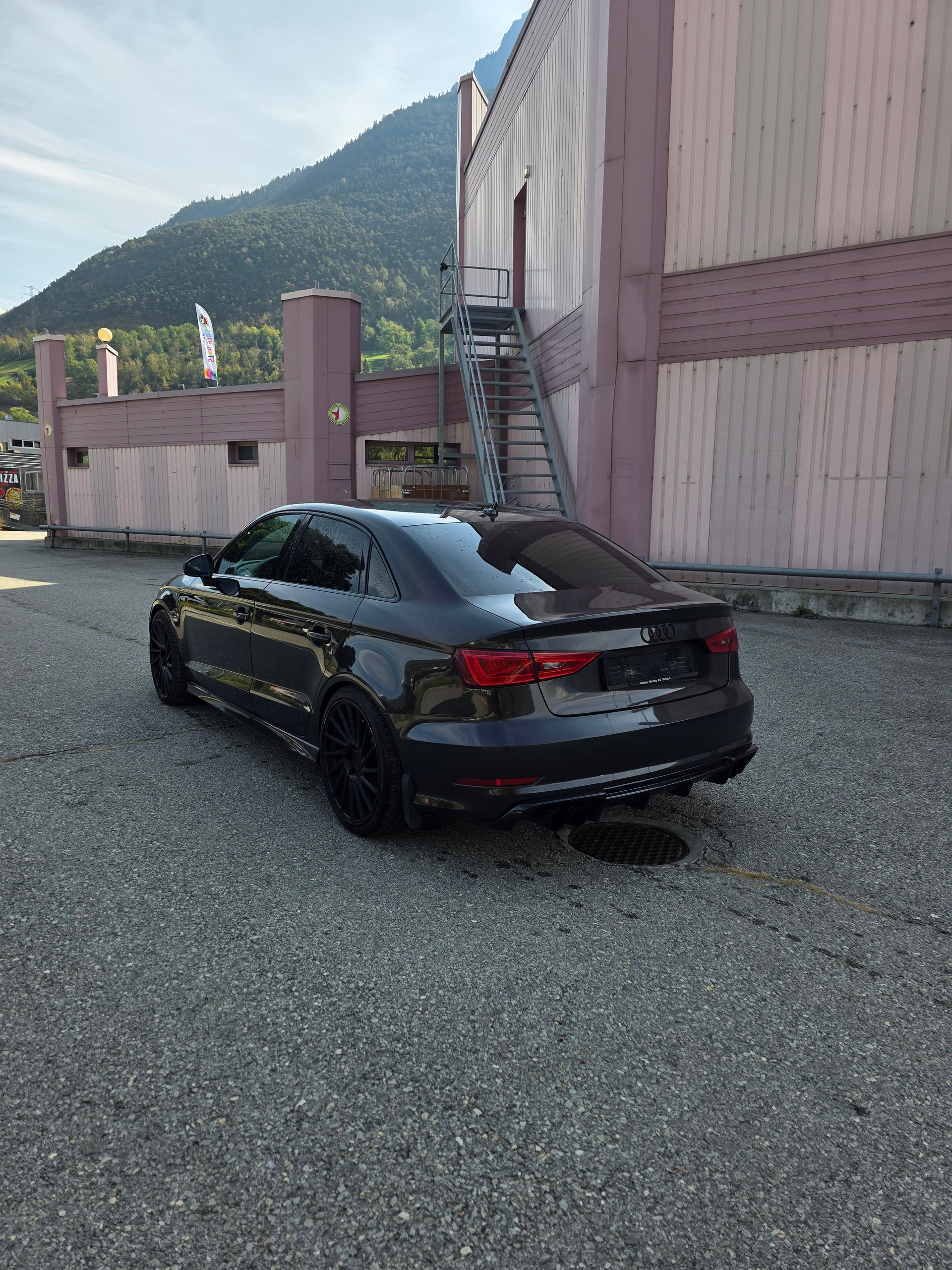 AUDI A3 Limousine 1.8 TFSI Attraction S-tronic-image-5
