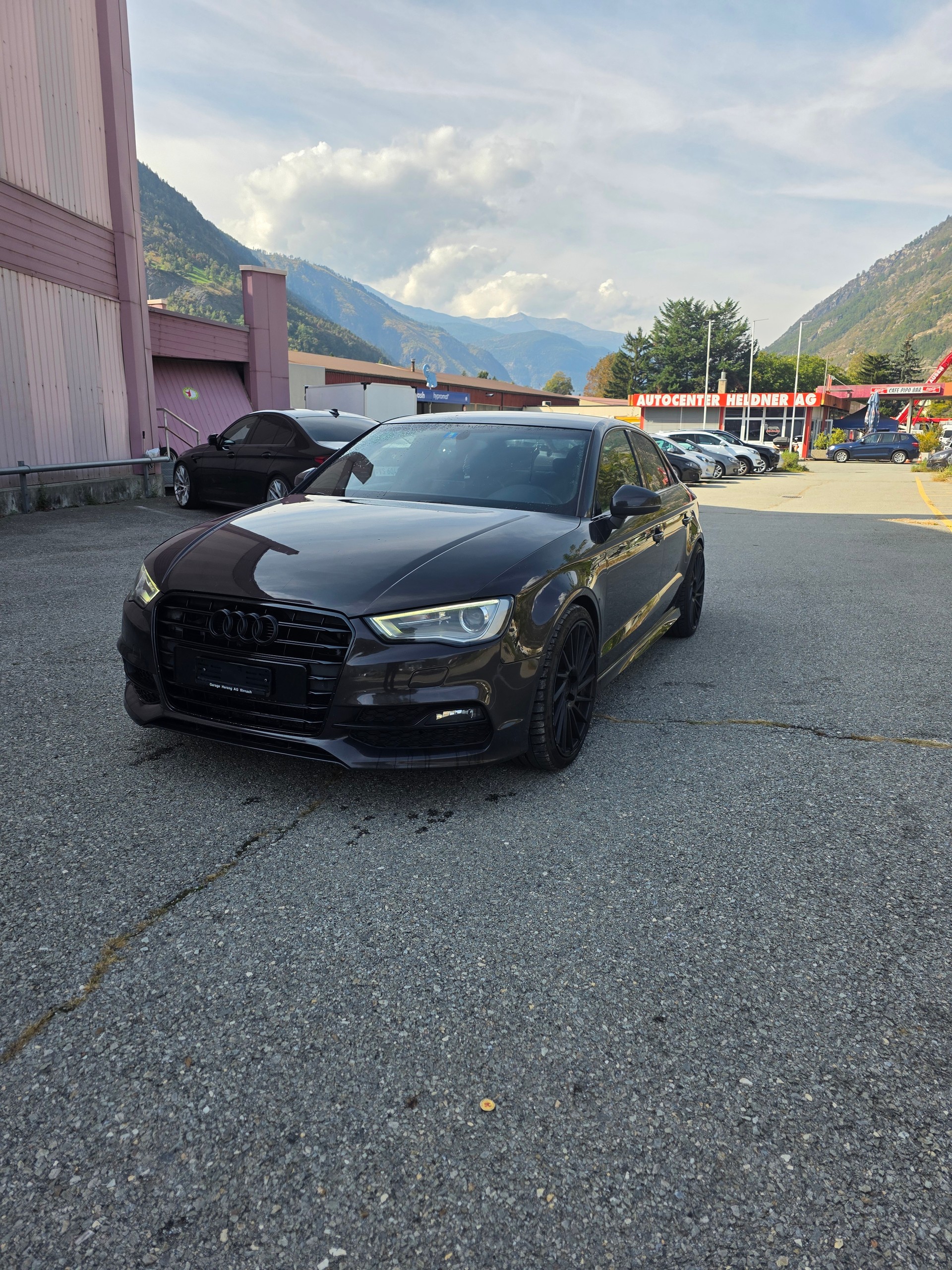 AUDI A3 Limousine 1.8 TFSI Attraction S-tronic-image-0