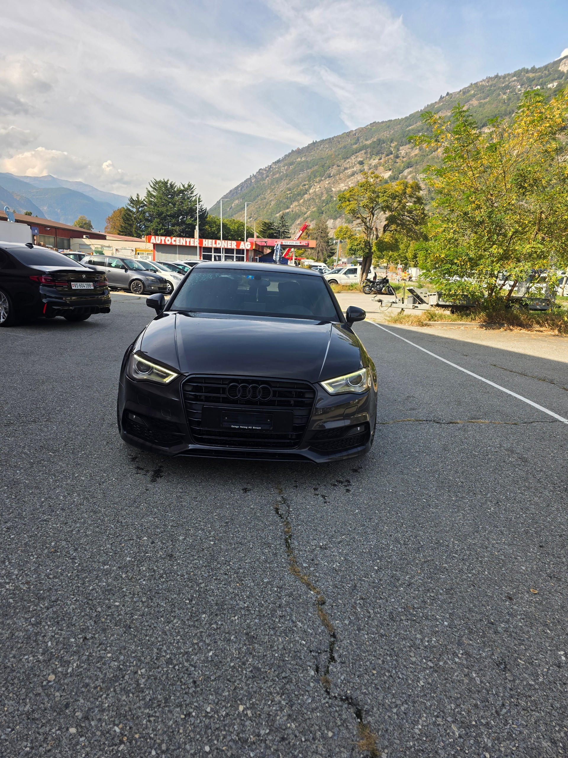 AUDI A3 Limousine 1.8 TFSI Attraction S-tronic-image-1