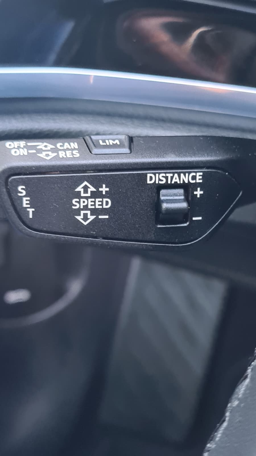 AUDI Q3 40 TDI advanced quattro S-tronic ** Gr-Navi ** RF-Kamera ** Abstandsregelsysteme ** Sitzheizung ** Frisch Ab MFK & Service-image-11