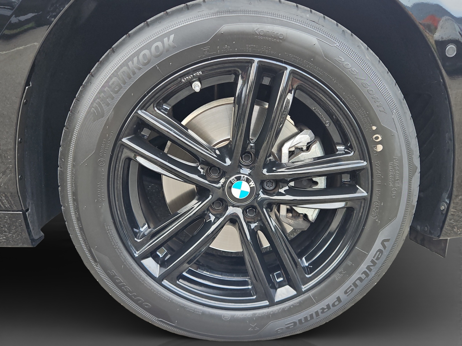 BMW 218i Active Tourer-image-8