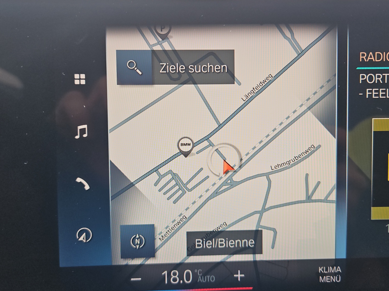 BMW 218i Active Tourer-image-16