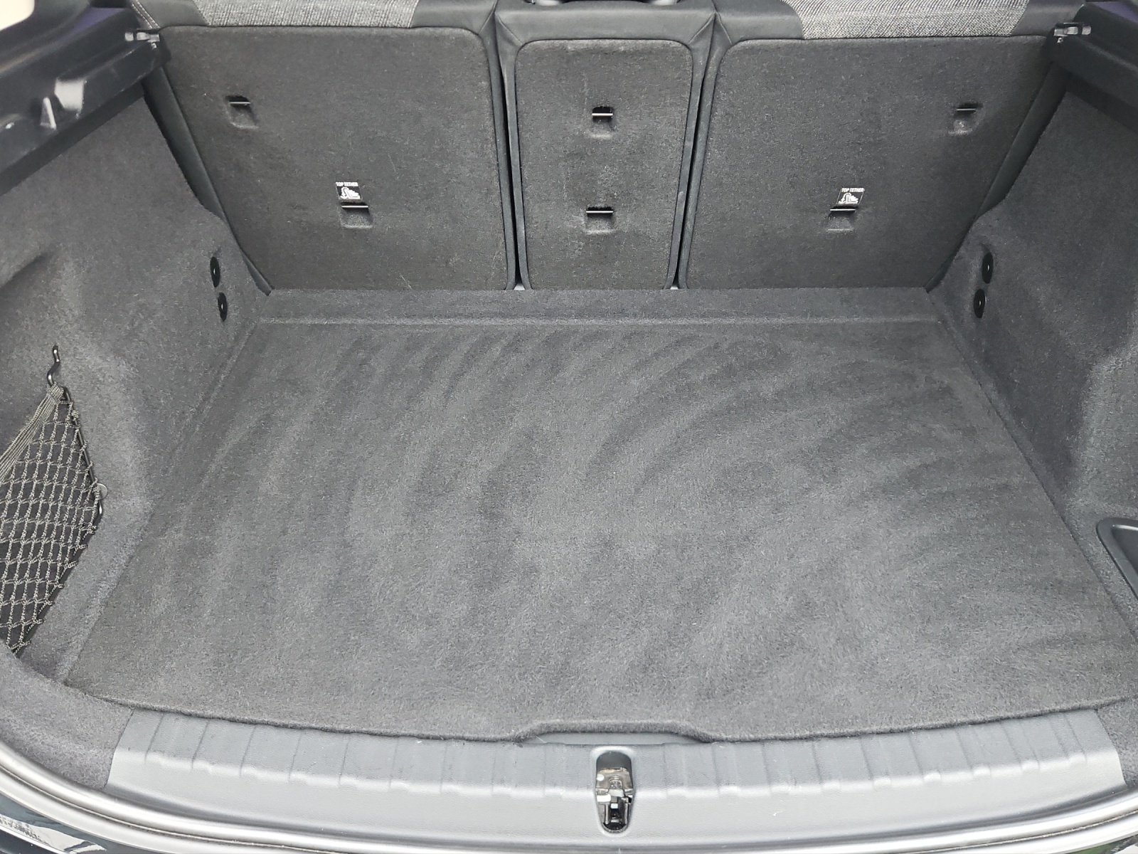BMW 218i Active Tourer-image-14