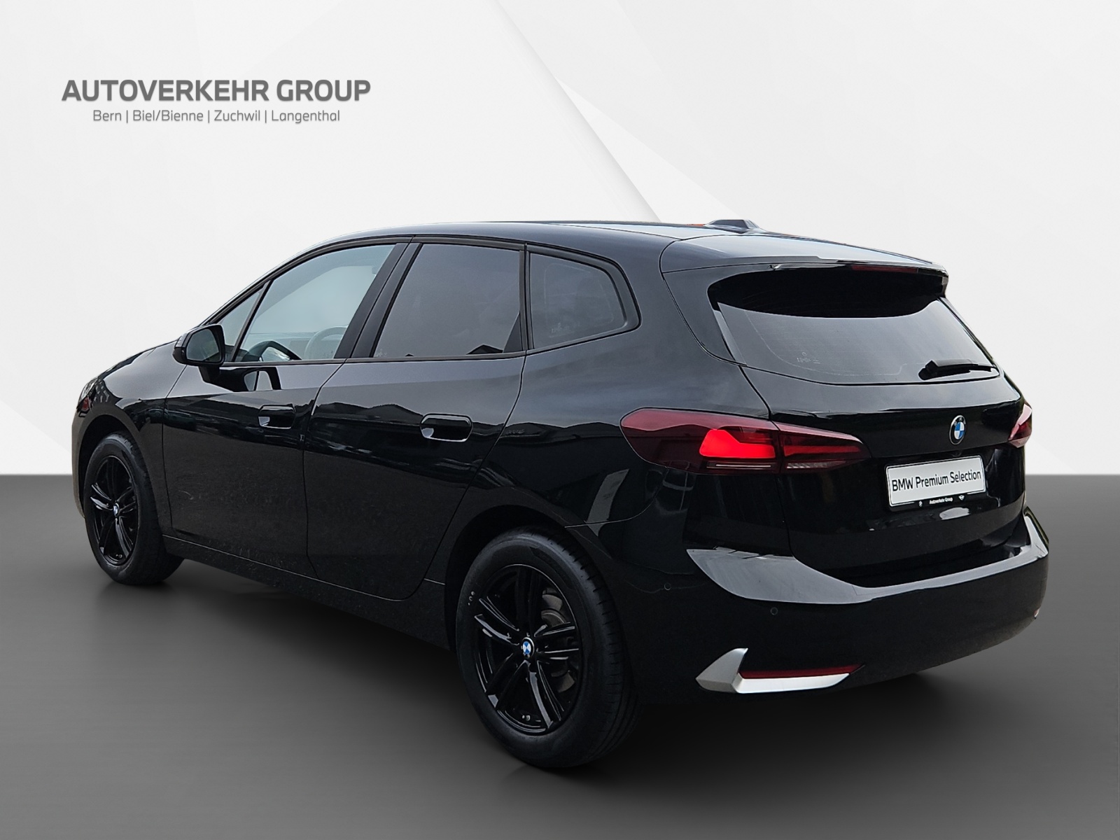 BMW 218i Active Tourer-image-3