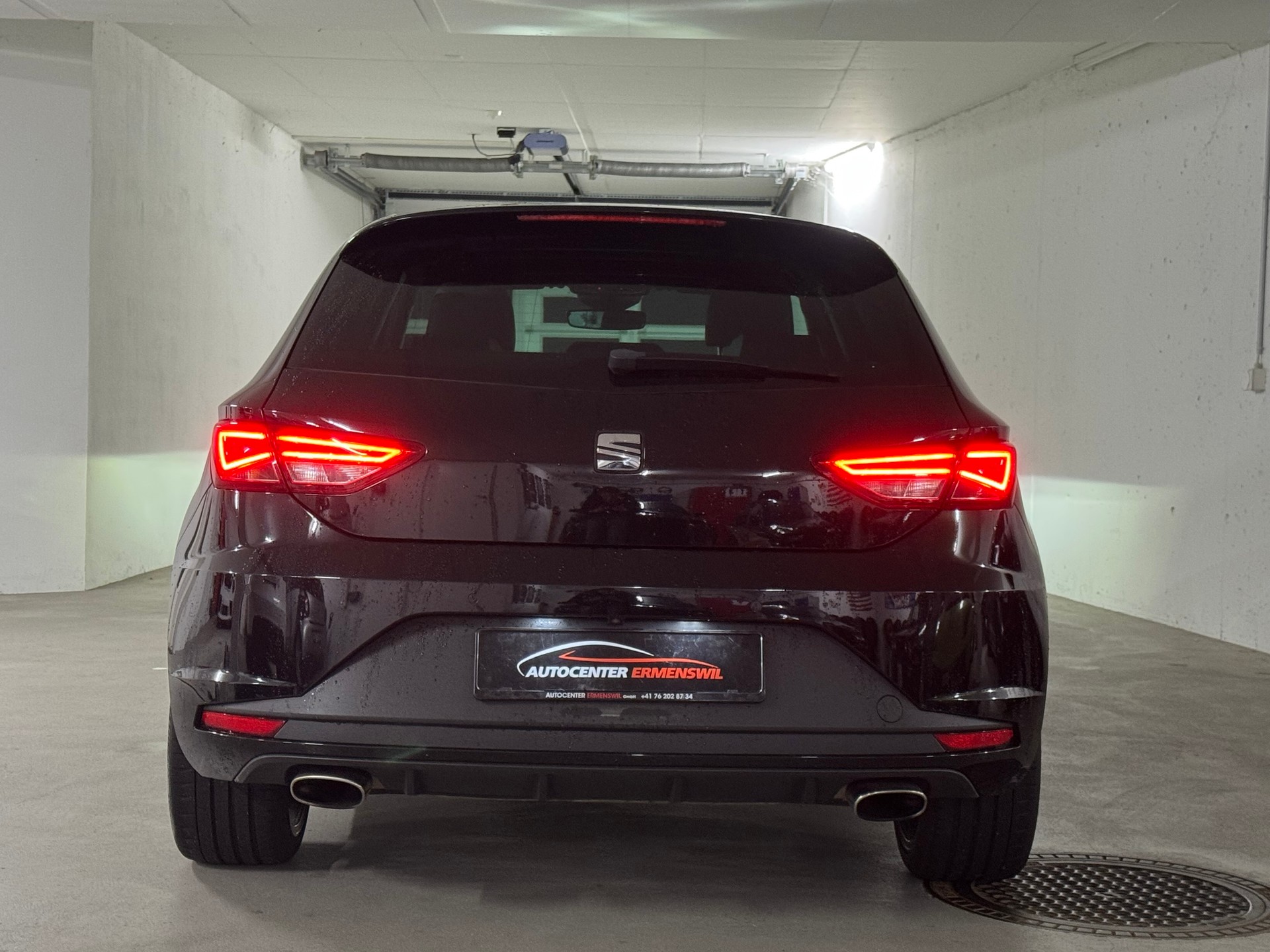 SEAT Leon 2.0 TSI Cupra 290 DSG-image-5