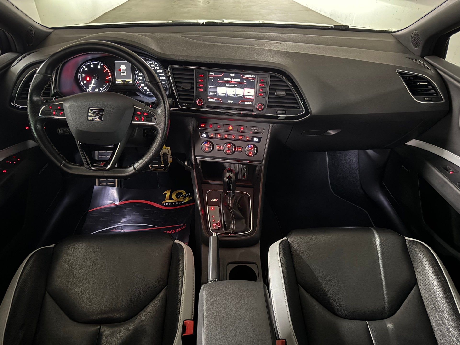 SEAT Leon 2.0 TSI Cupra 290 DSG-image-10