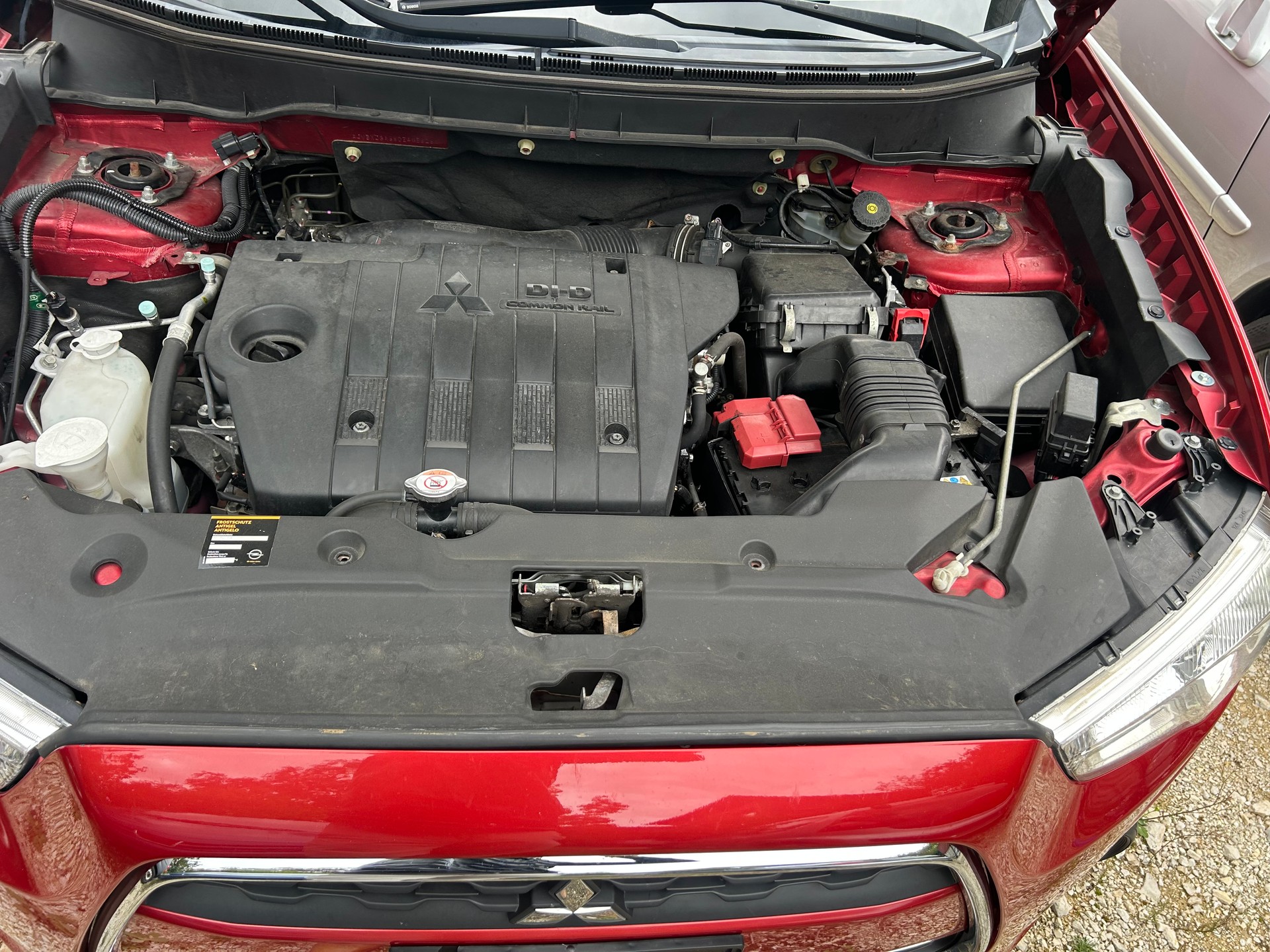 MITSUBISHI ASX 1.8 DID Celebration 300K 4WD-image-10