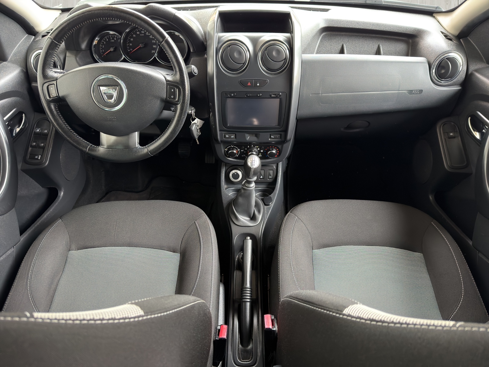 DACIA Duster 1.2 T Ambiance 4x4-image-8
