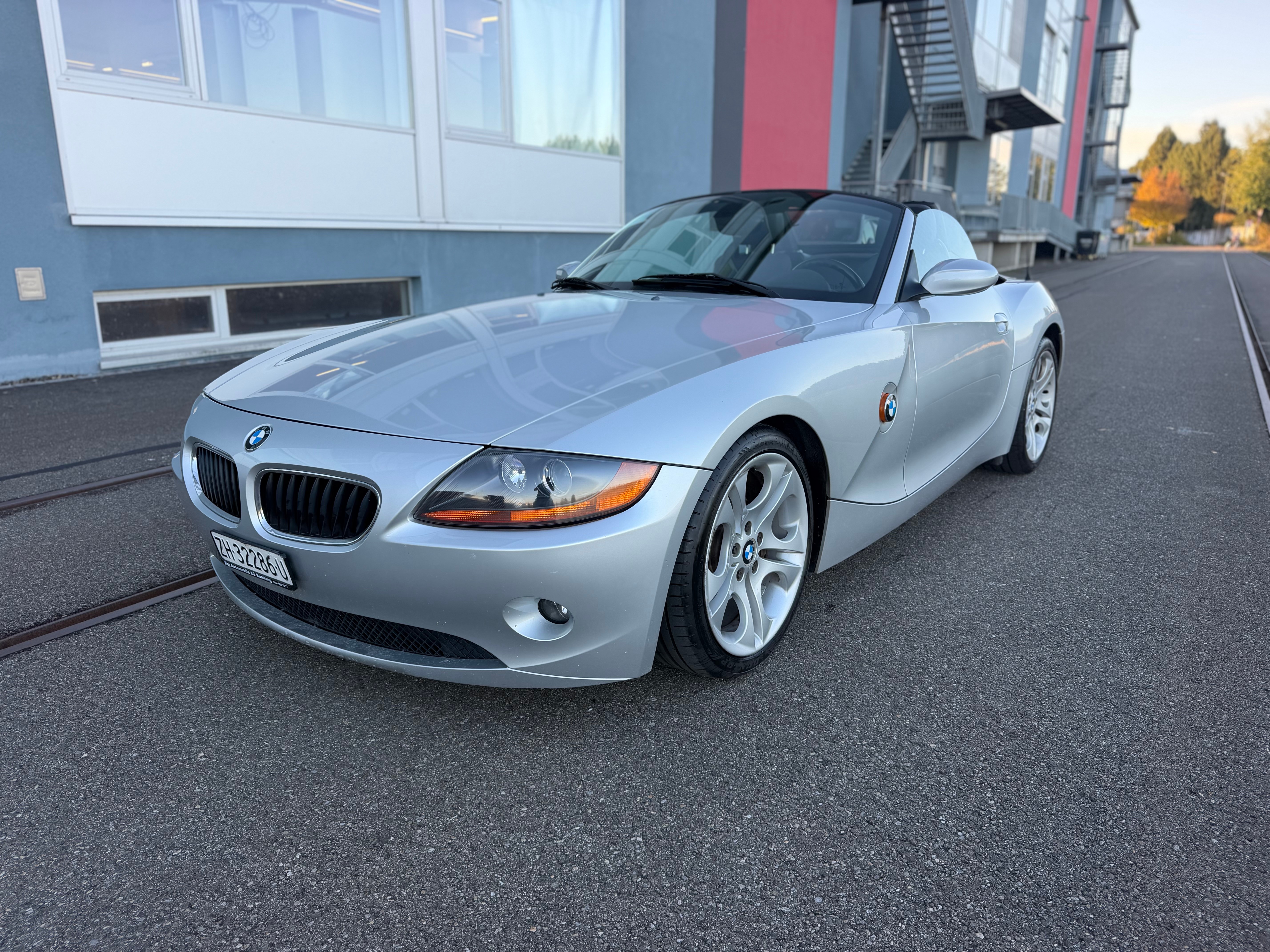 Car photo