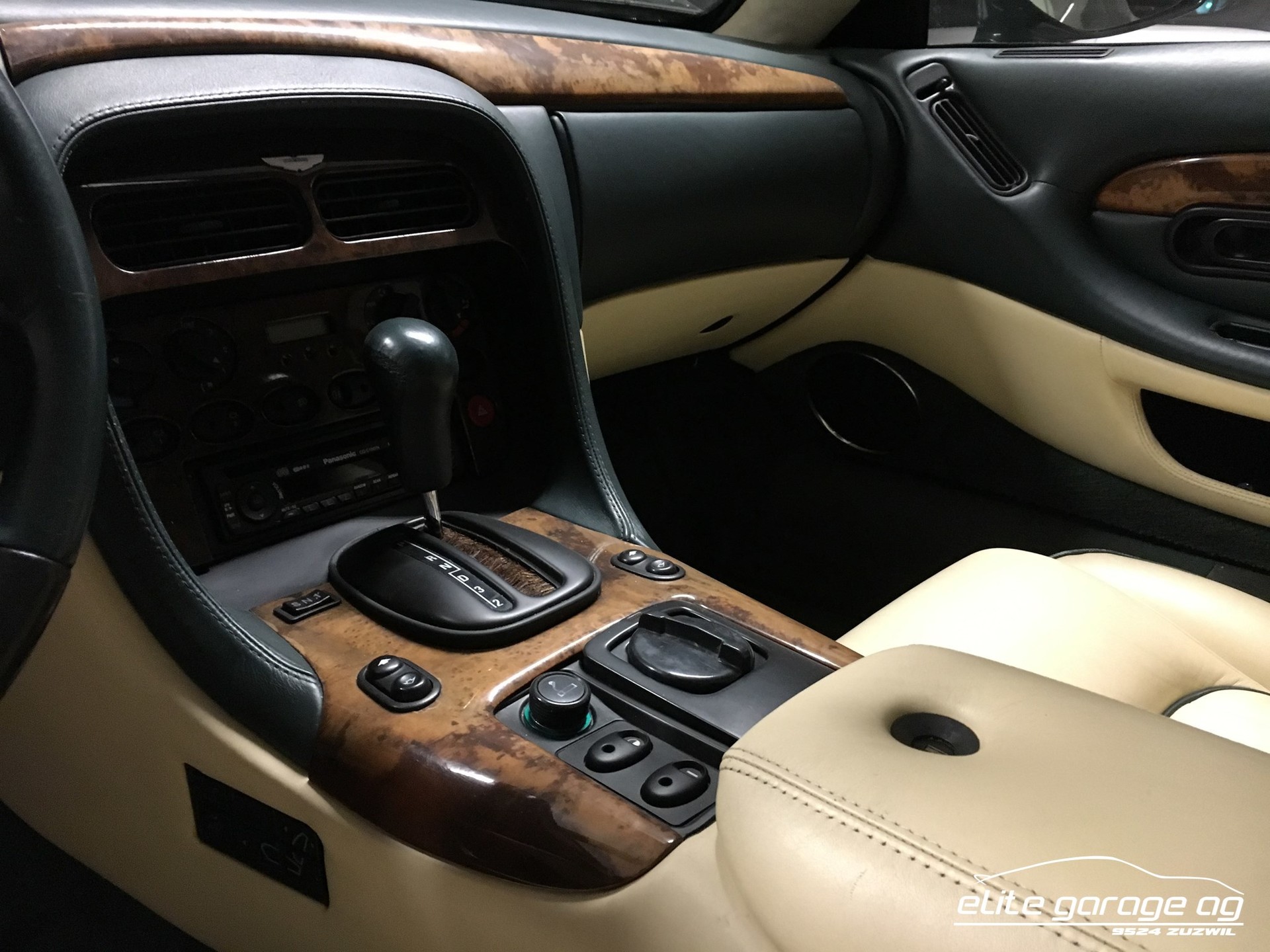 ASTON MARTIN DB7-image-13