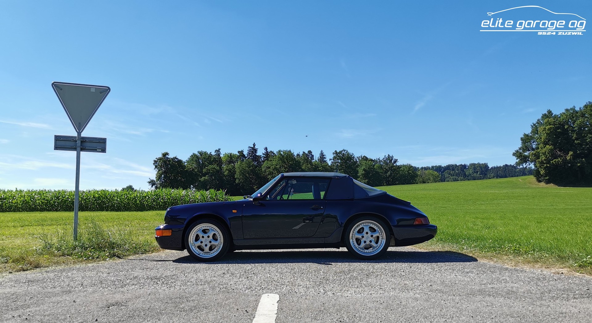 PORSCHE 911 Carrera 4 Cabrio-image-4
