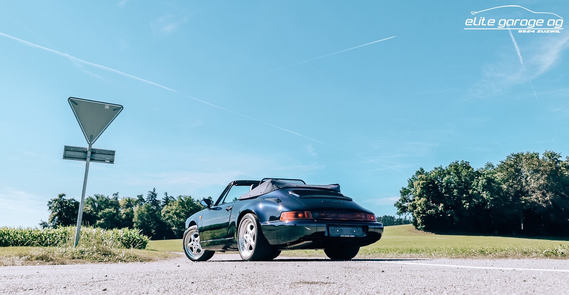 PORSCHE 911 Carrera 4 Cabrio-image-8