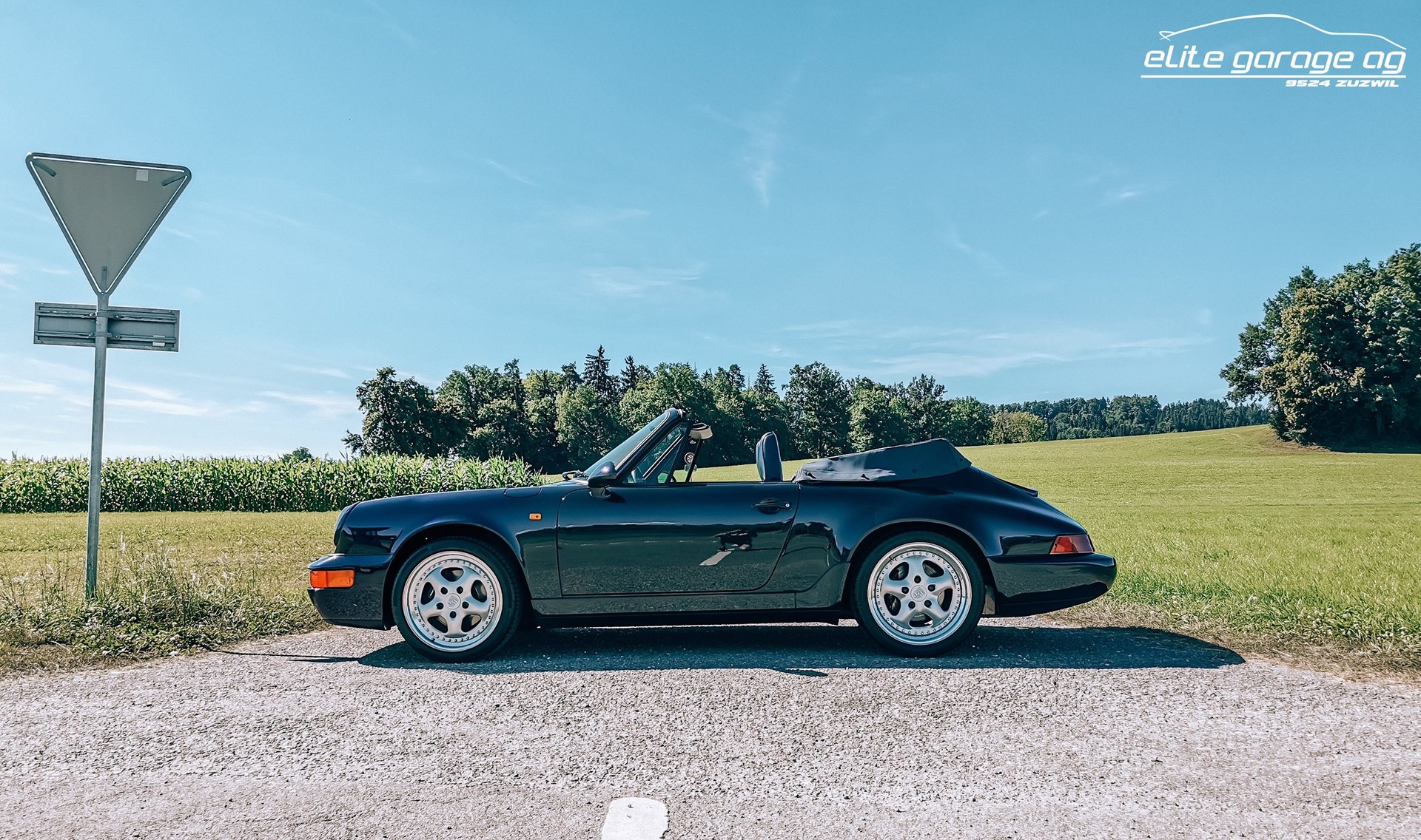 PORSCHE 911 Carrera 4 Cabrio-image-5