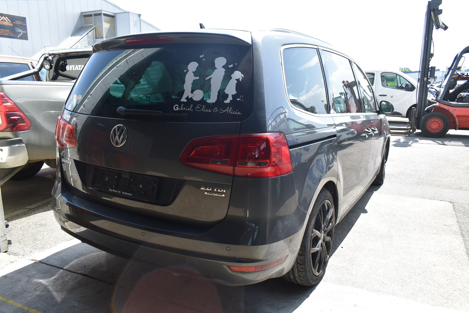 VW Sharan 2.0 TDI BlueMotion Technology Cup 4Motion-image-11