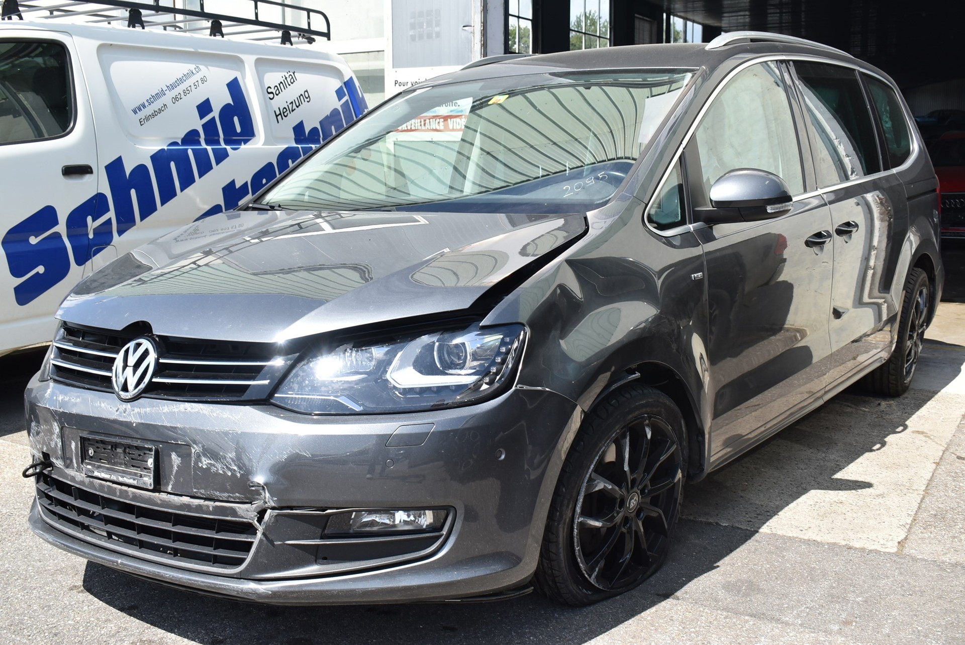 VW Sharan 2.0 TDI BlueMotion Technology Cup 4Motion-image-1