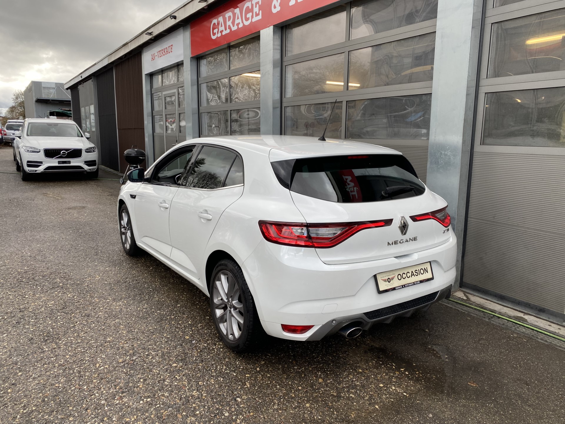RENAULT Mégane 1.2 16V Turbo GT Line EDC-image-6