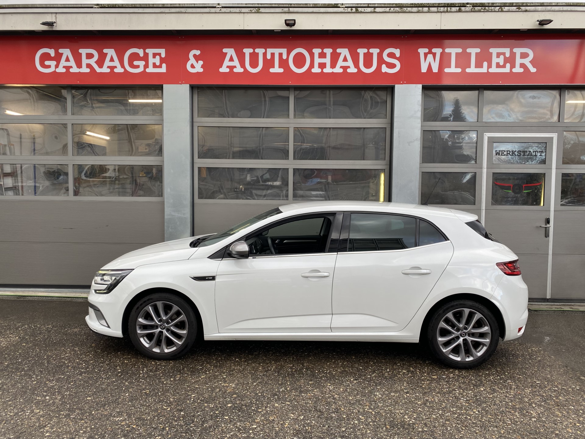 RENAULT Mégane 1.2 16V Turbo GT Line EDC-image-7