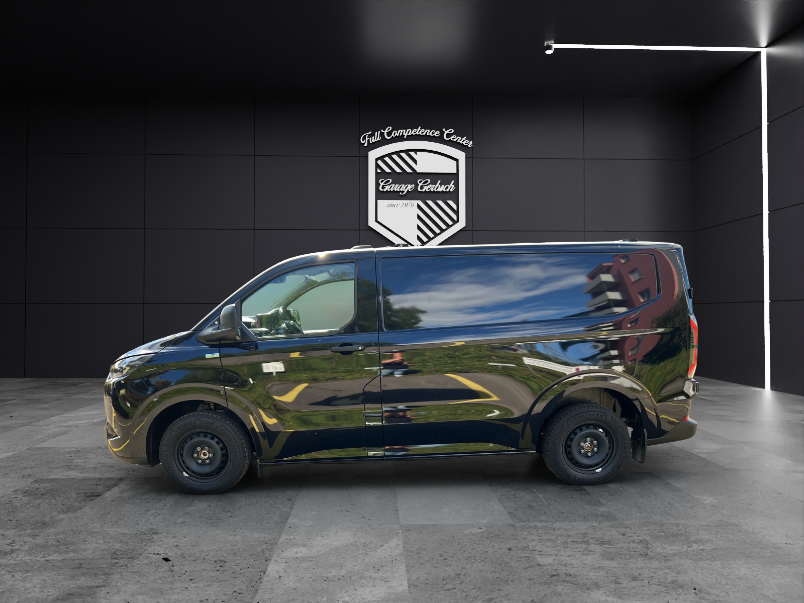 FORD E-Transit C Van 320 L1 Trend-image-0