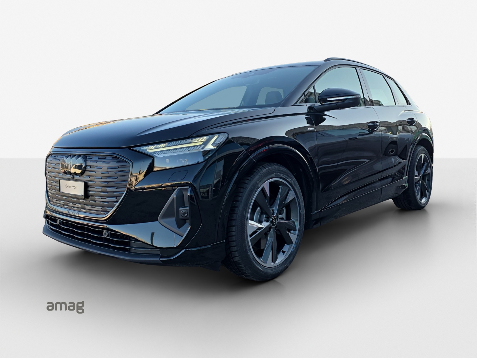 AUDI Q4 e-tron 45 quattro-image-0