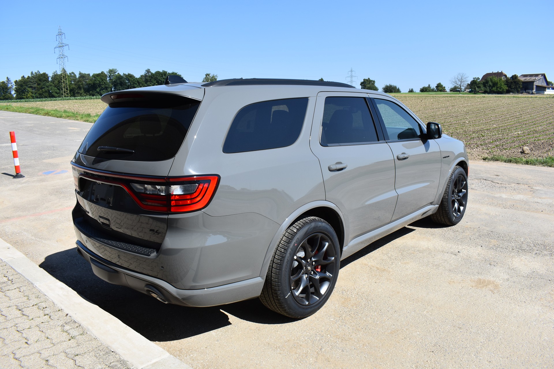 DODGE Durango R/T Premium Tow & Go-image-4