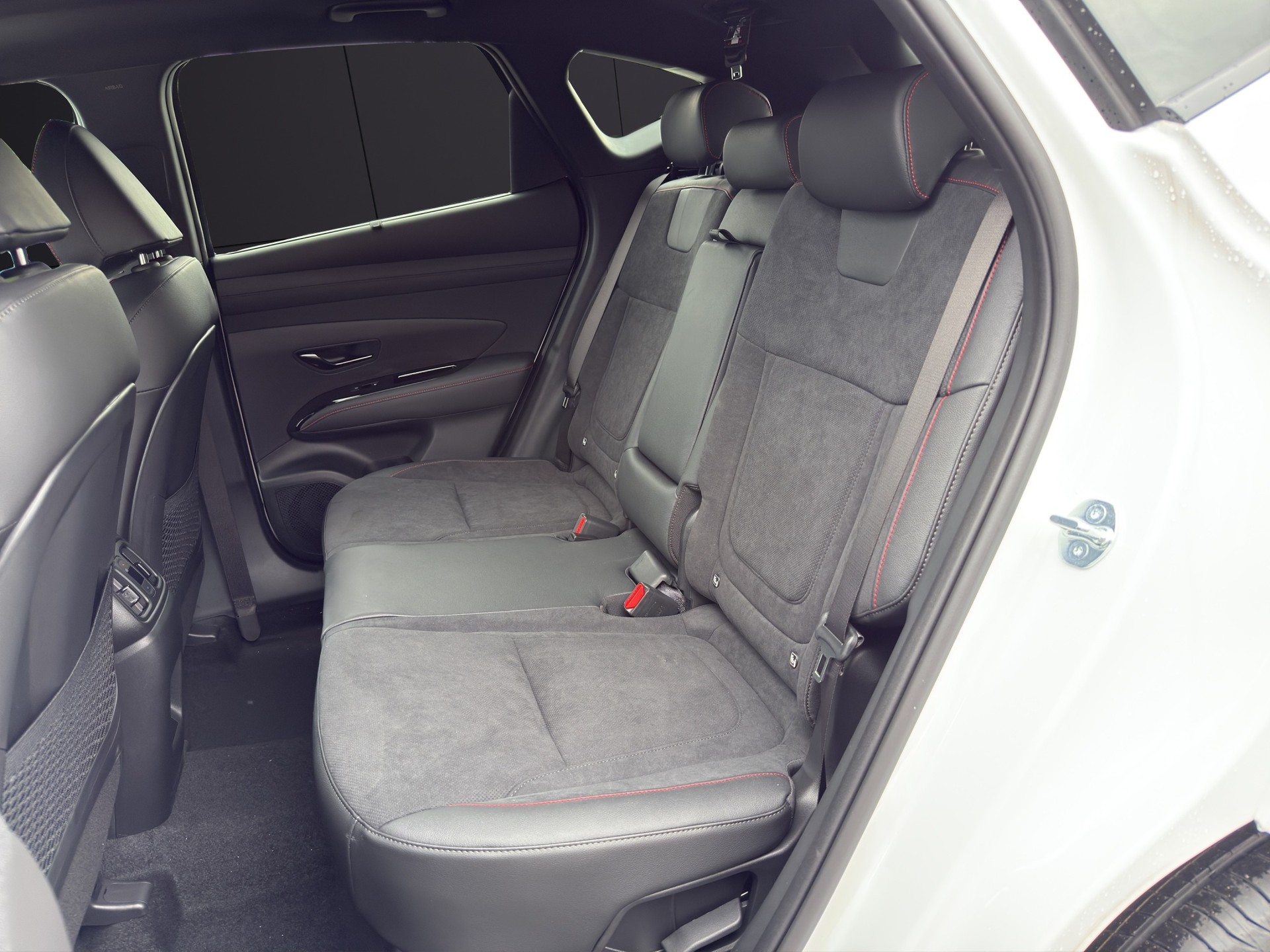 HYUNDAI Tucson 1.6 TGDI HEV N Line LUX pack 4WD-image-14