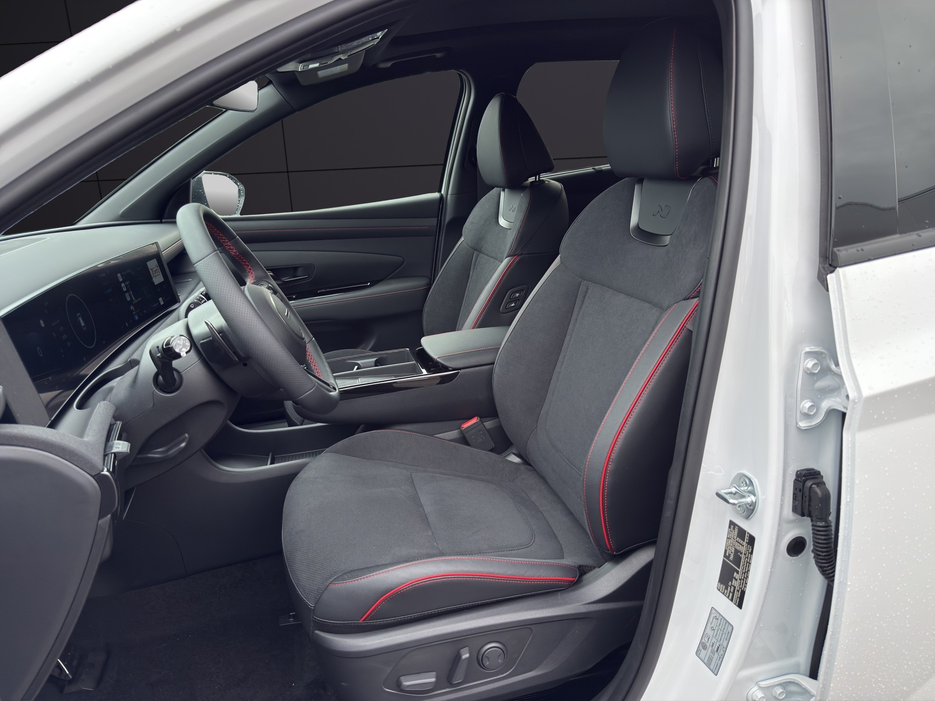 HYUNDAI Tucson 1.6 TGDI HEV N Line LUX pack 4WD-image-13
