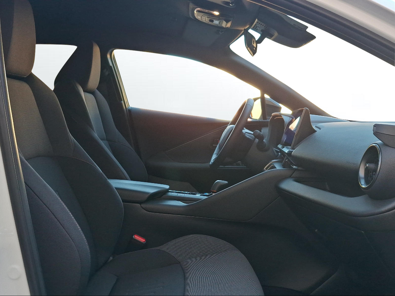 TOYOTA C-HR 2.0 PHEV CVT Trend-image-10