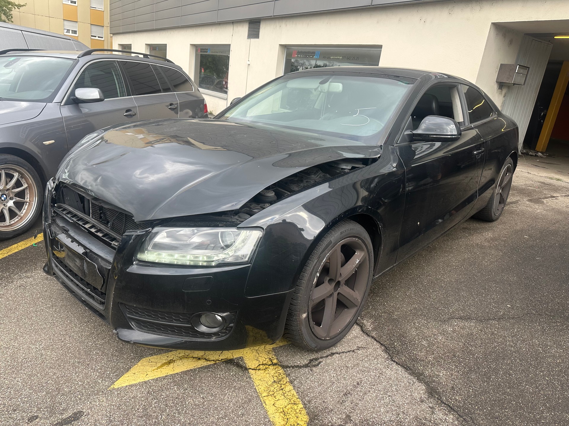 AUDI A5 Coupé 3.2 FSI quattro tiptronic-image-0