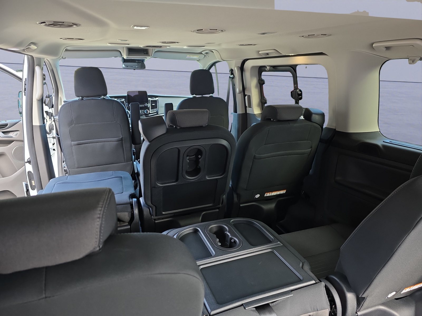 FORD Tourneo Custom 320 L1 2.0 TDCi 150PS Titanium / 8 Sitzplätze-image-9