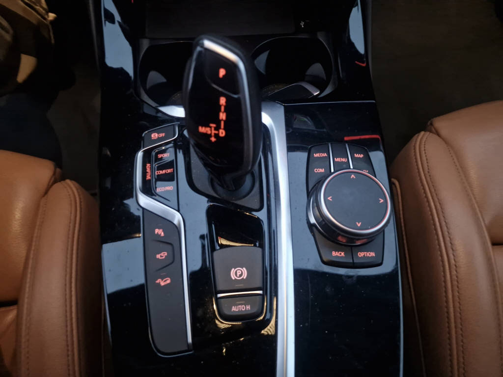 BMW X3 M40i-image-11
