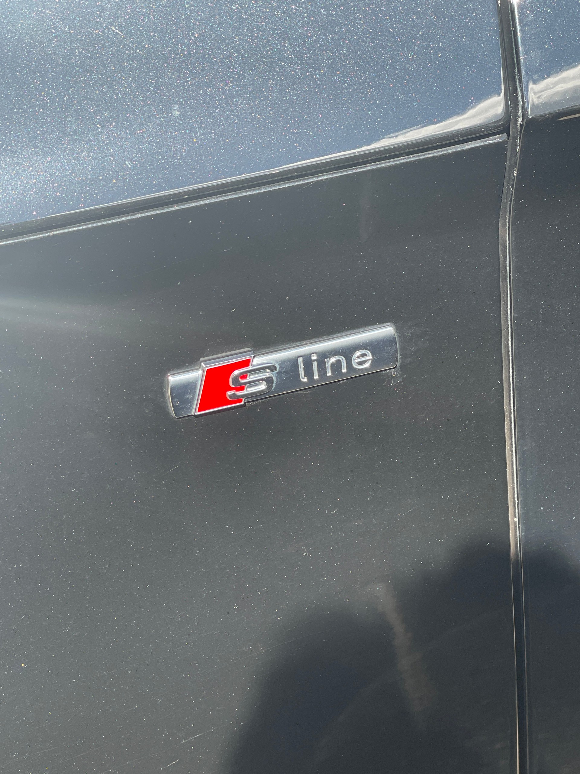 AUDI Q5 45 TFSI Black Edition quattro-image-14