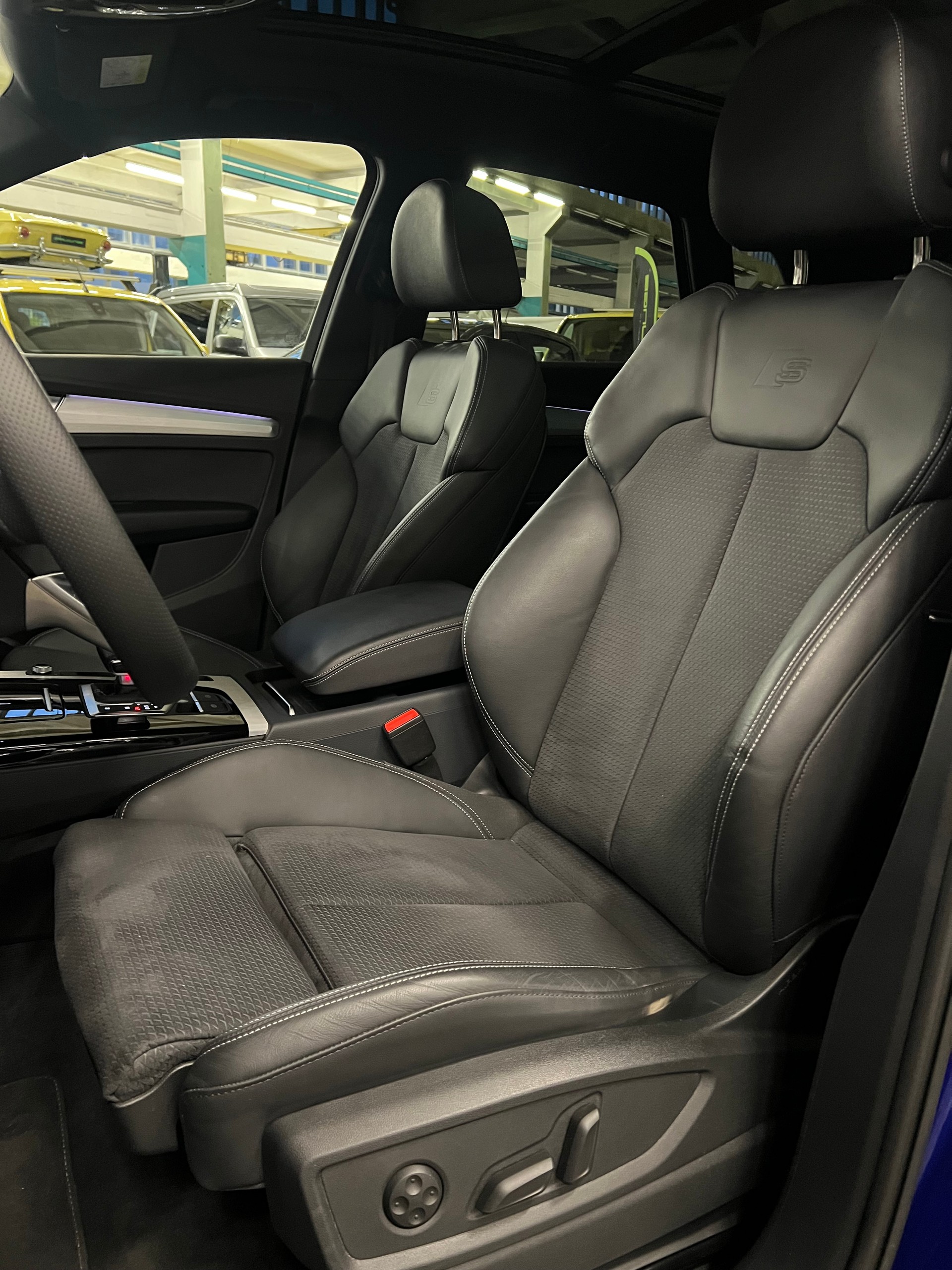 AUDI Q5 55 TFSI S line e PHEV quattro S-tronic-image-9