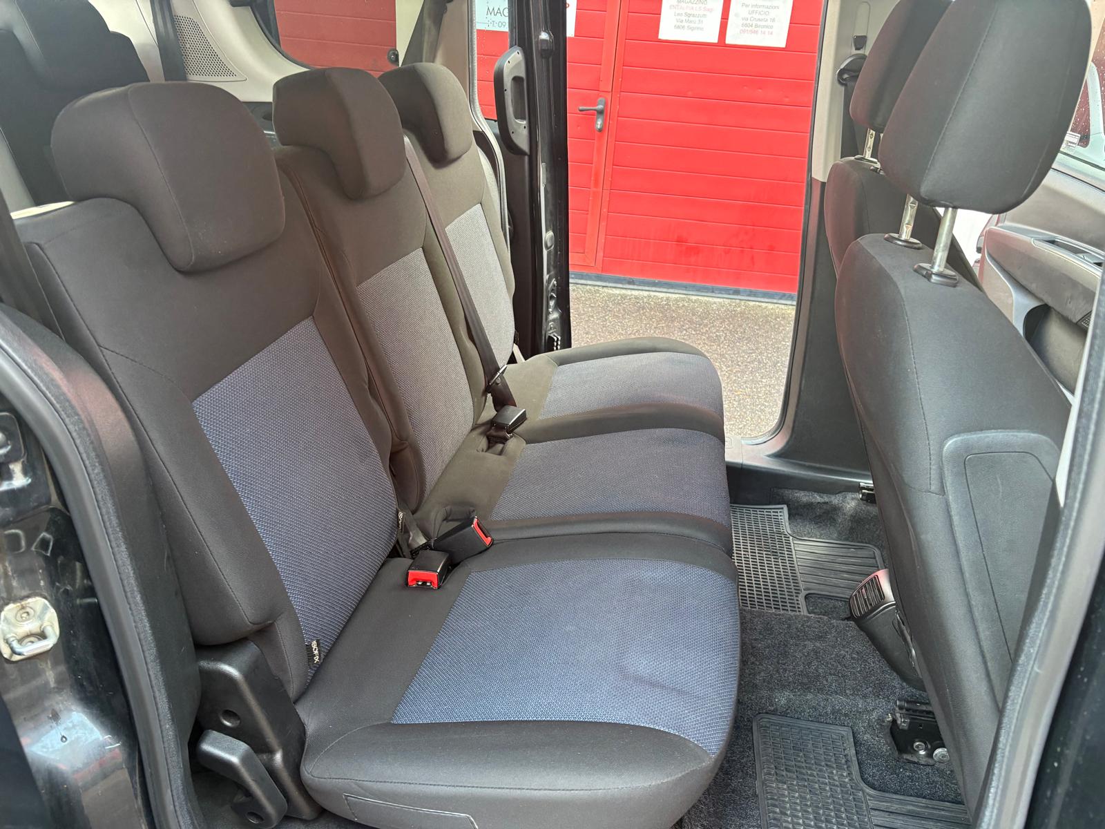 OPEL Combo 1.4 Turbo 7 POSTI-image-12