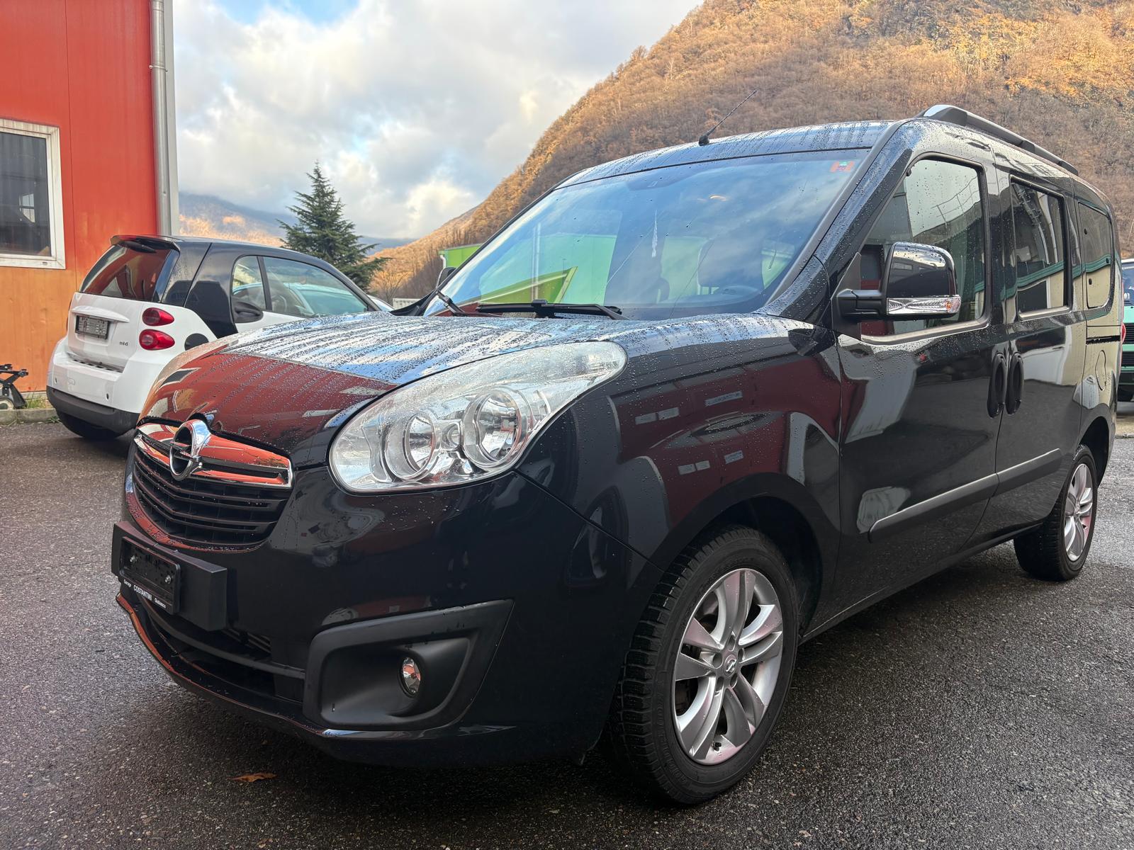 OPEL Combo 1.4 Turbo 7 POSTI-image-0