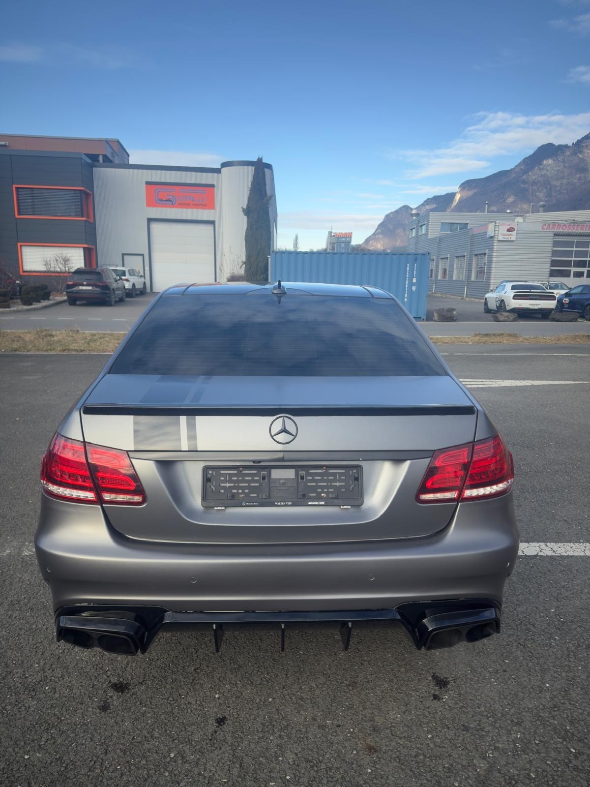 MERCEDES-BENZ E 63 AMG-image-5