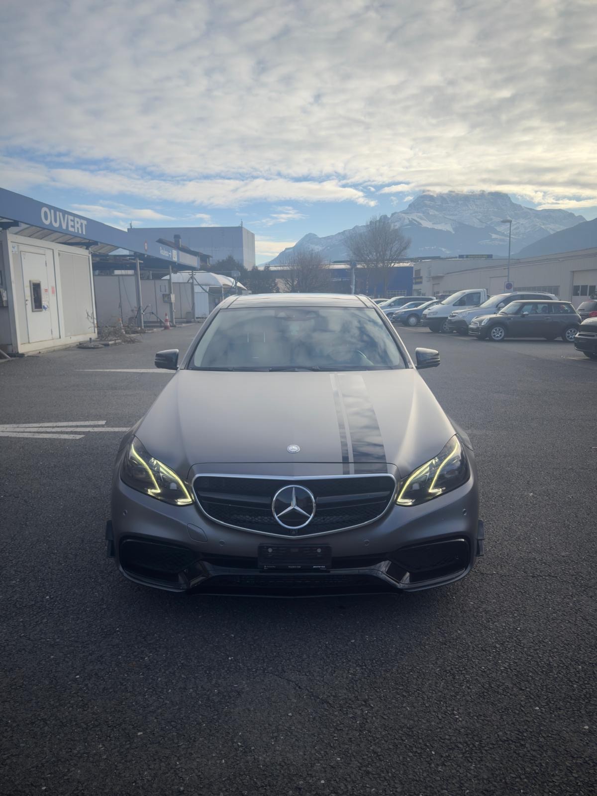 MERCEDES-BENZ E 63 AMG-image-2