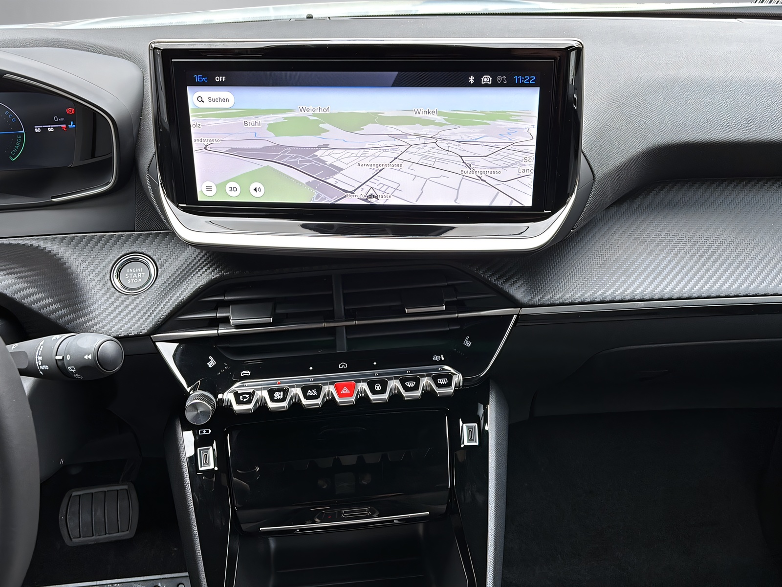 PEUGEOT 2008 1.2 Hybrid 145 Allure Premium-image-14