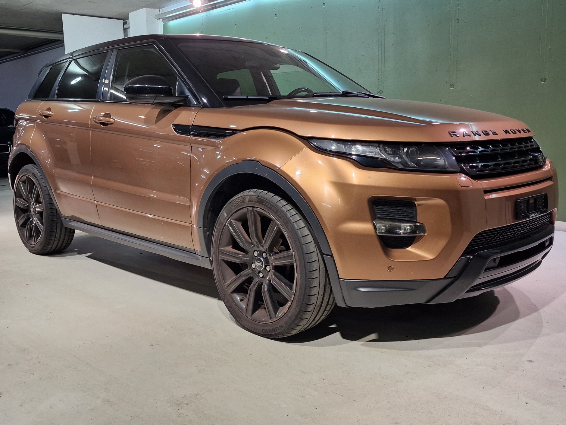 LAND ROVER Range Rover Evoque 2.2 SD4 Prestige AT9-image-0