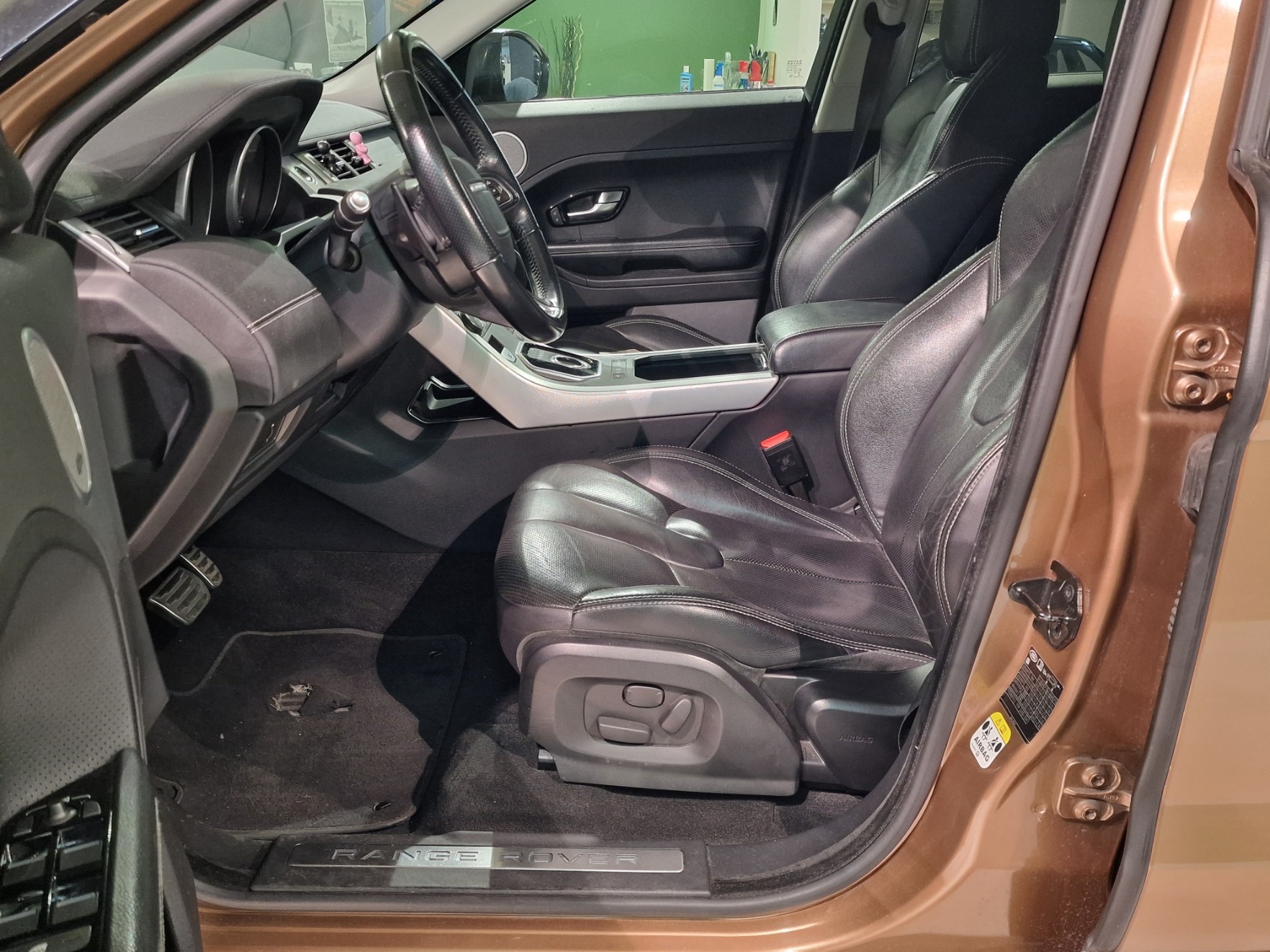 LAND ROVER Range Rover Evoque 2.2 SD4 Prestige AT9-image-7