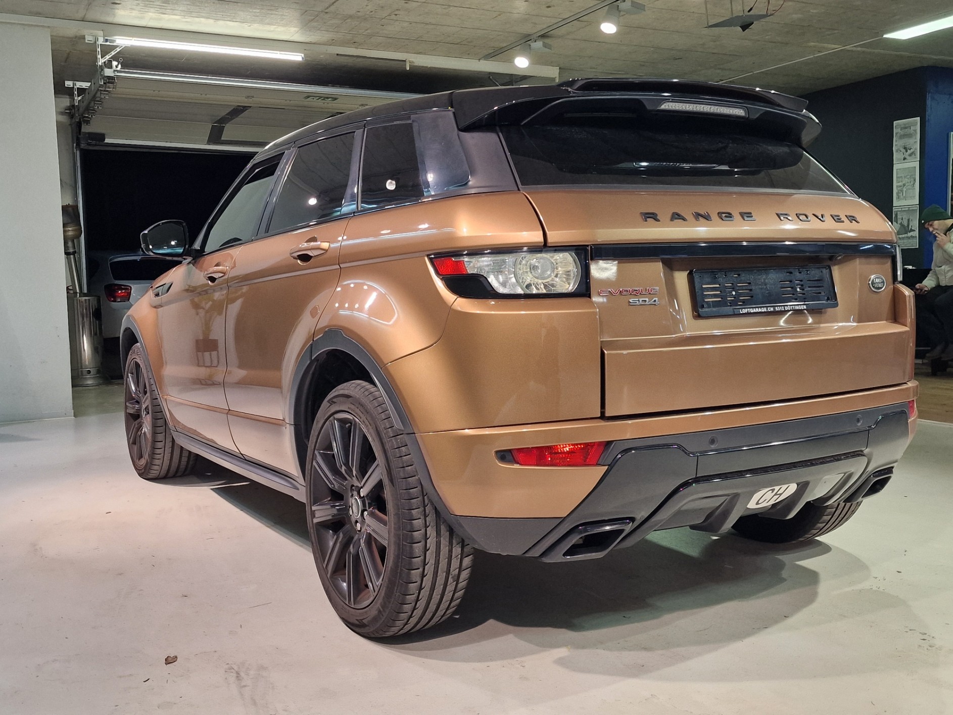 LAND ROVER Range Rover Evoque 2.2 SD4 Prestige AT9-image-5