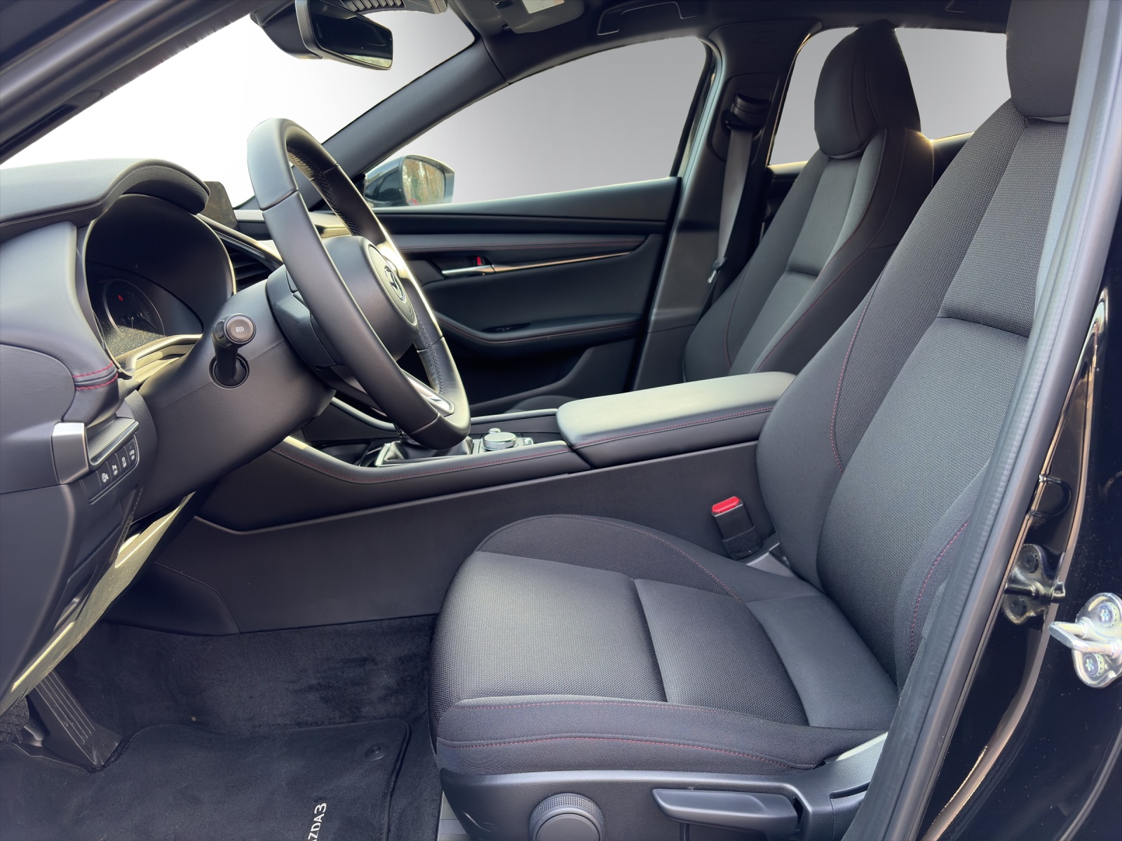 MAZDA 3 Hatchback SKYACTIV-G M Hybrid 140 Homura Automat-image-7