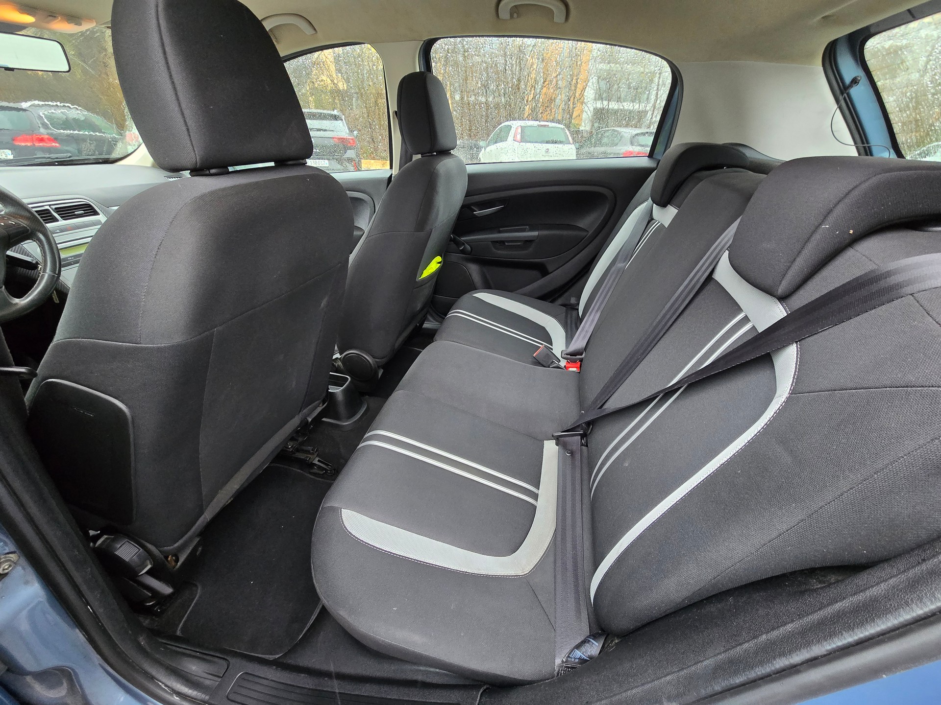 FIAT Punto 1.4 Genius-image-10