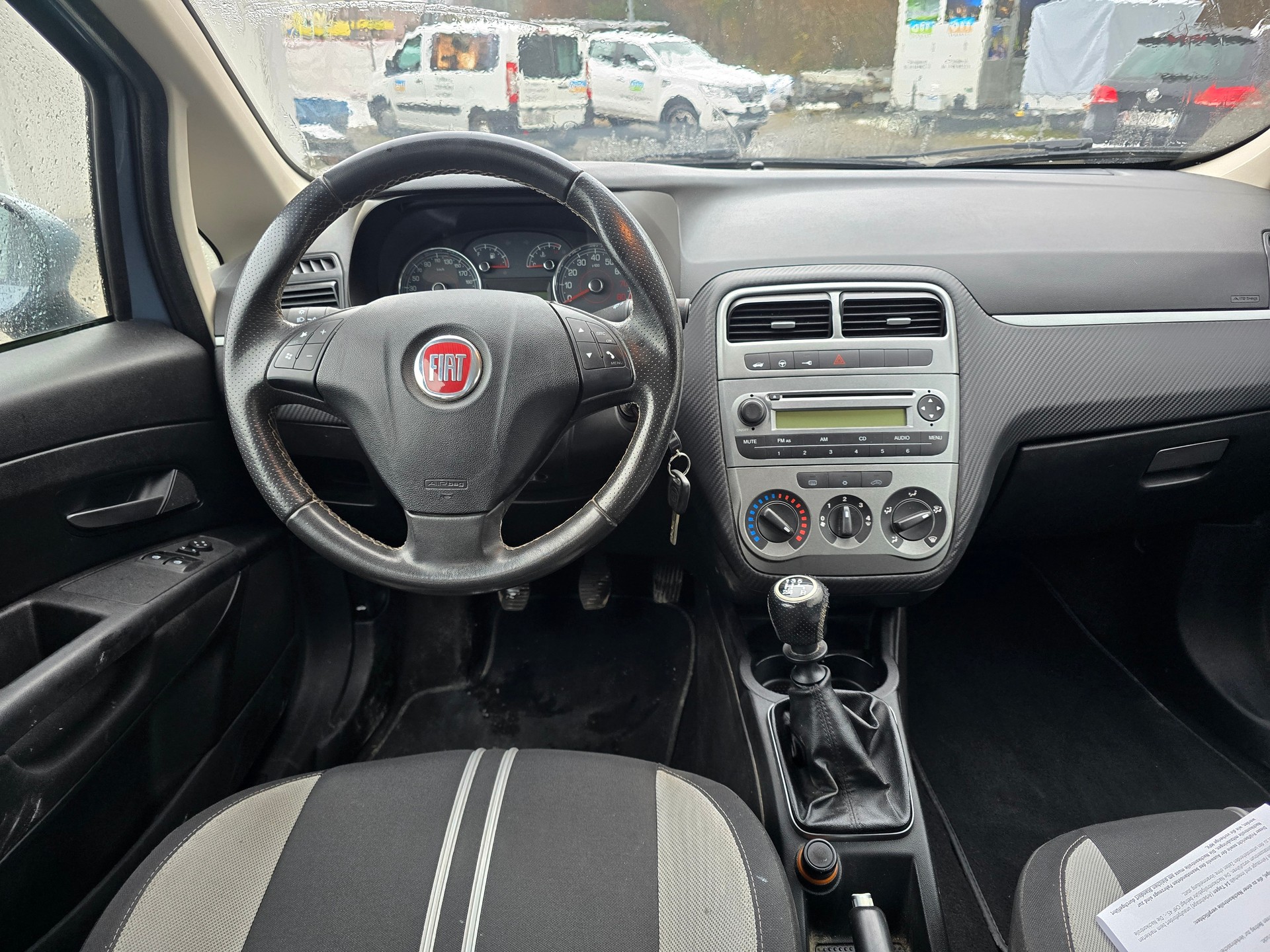 FIAT Punto 1.4 Genius-image-9