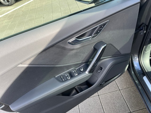 AUDI Q2 40 TFSI S line Attraction quattro S-tronic-image-10