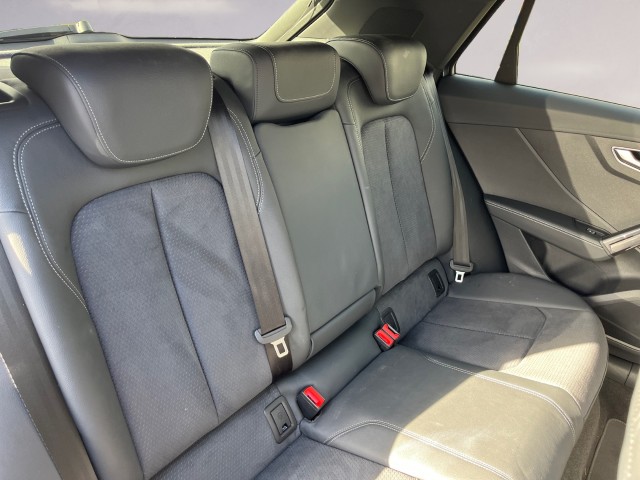 AUDI Q2 40 TFSI S line Attraction quattro S-tronic-image-17